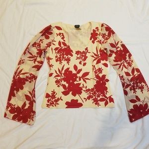 Feminine Floral Sweater